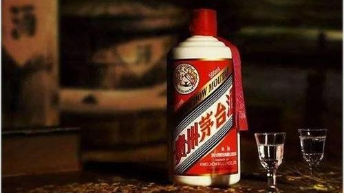白酒库存过高？比发财快，飞到贵州白菜价买茅台