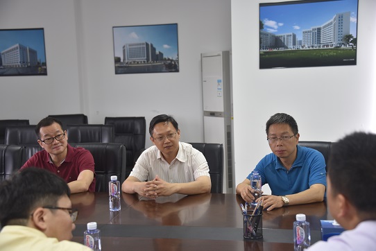 股票分析_分析分析股票动态谨慎投资_股票k线图分析