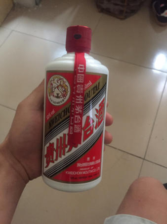 横空出世:在茅台股价创历史新高的背后：飞天茅台提高了无限量葡萄酒的价格，先涨价