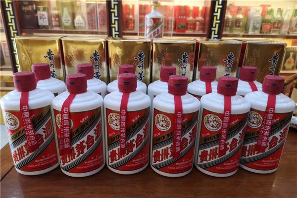 多重负面影响，白酒行业暴跌！九九酒跌至极限，贵州茅台股价跌破2100元