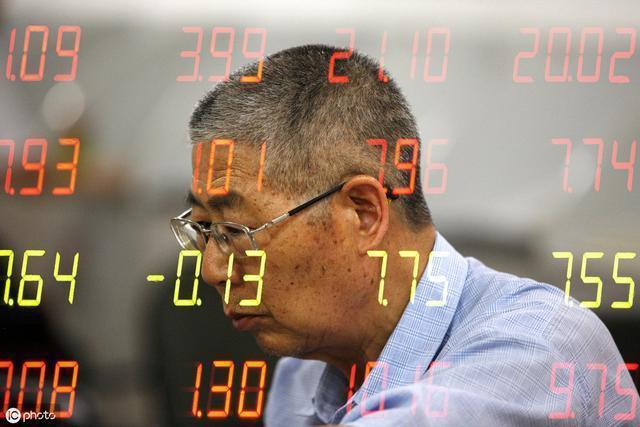 散户必看：股价已是低位，庄家为何还要继续卖出股票？
